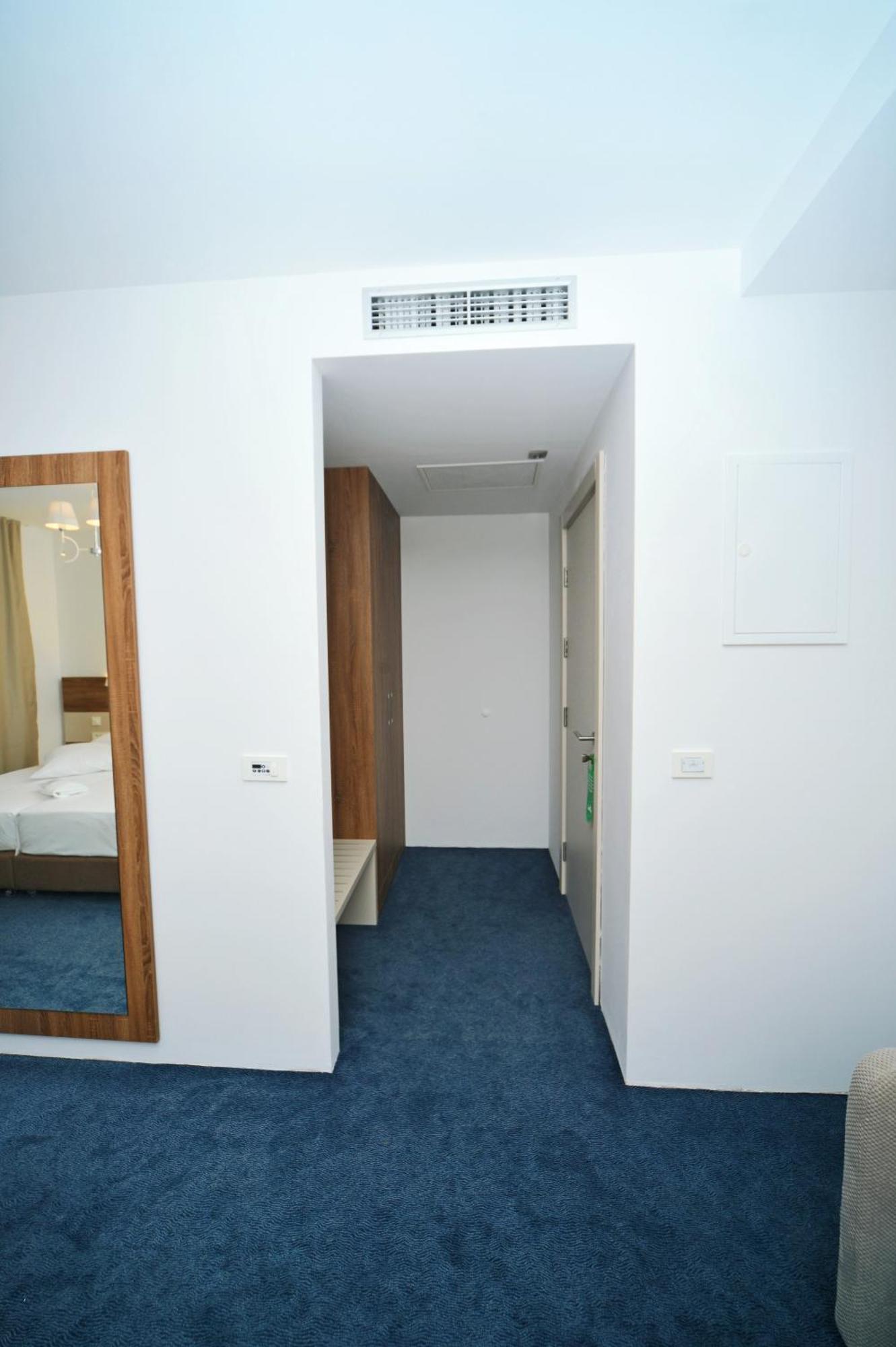 Boutique Hotel Mali Raj Opatija Bagian luar foto