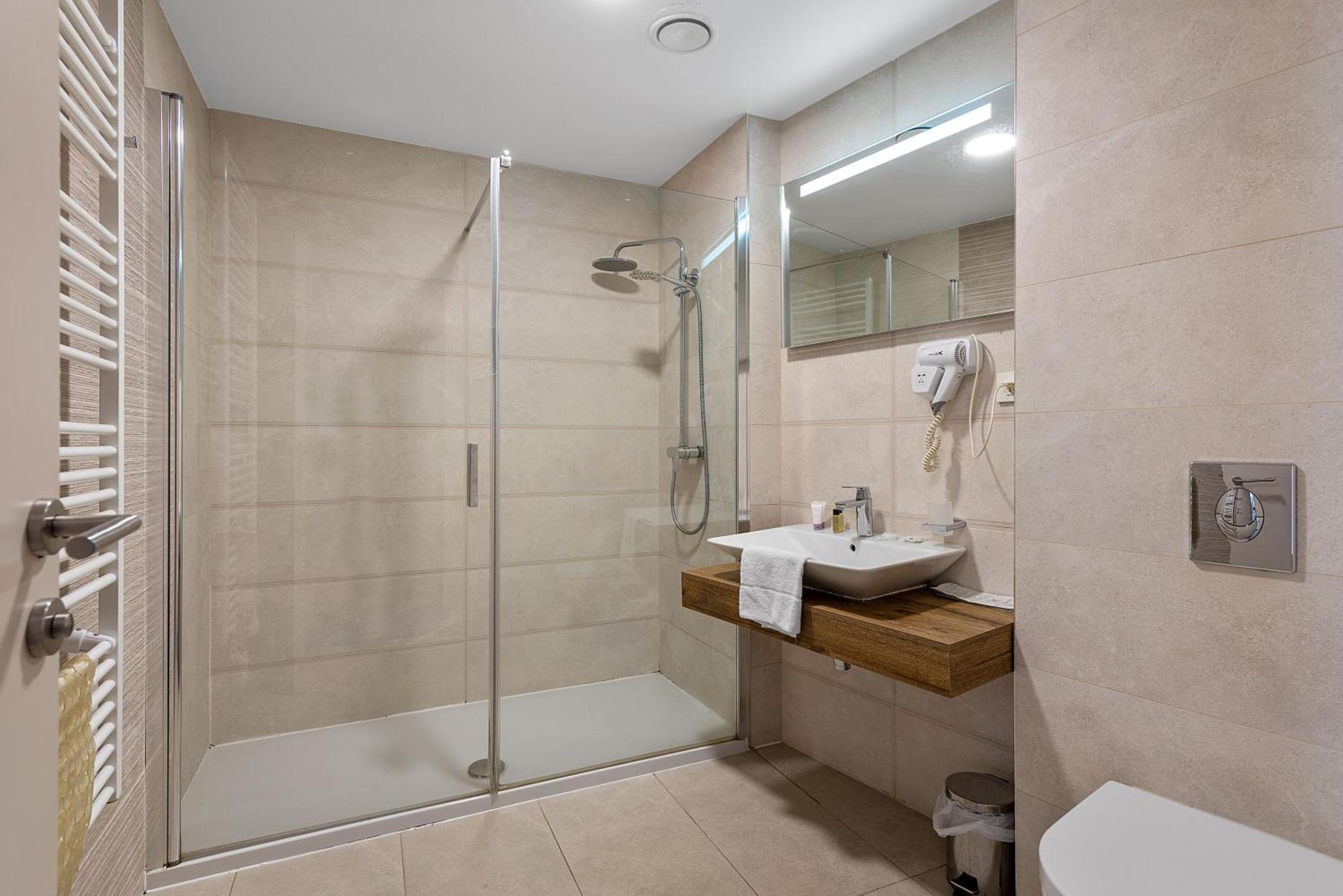 Boutique Hotel Mali Raj Opatija Bagian luar foto